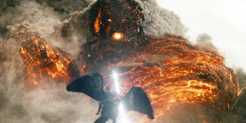 El 27 de julio del 2010 se lanzó Clash of the Titans: The Videogame en América del Norte.