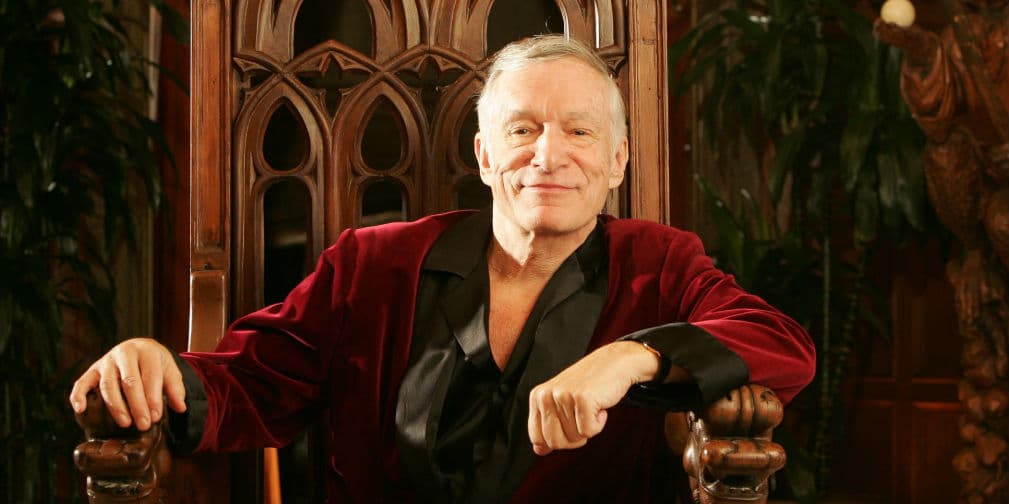 12. Hugh Hefner: Ha donado 2 millones de dólares a la escuela de cine y animación de la Universidad del Sur de California.