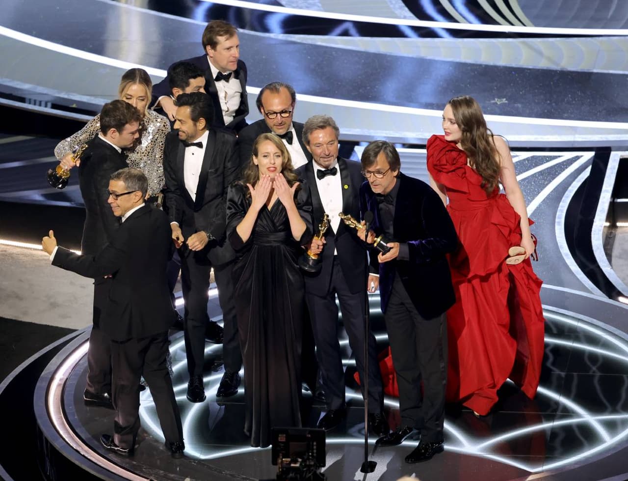 'CODA' ganó el premio a 'Mejor Película' de los Premios Oscar 2022.