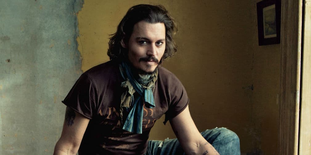 3. Johnny Depp: Pasó una infancia de carencias económicas, aquella época lo dejó marcado.