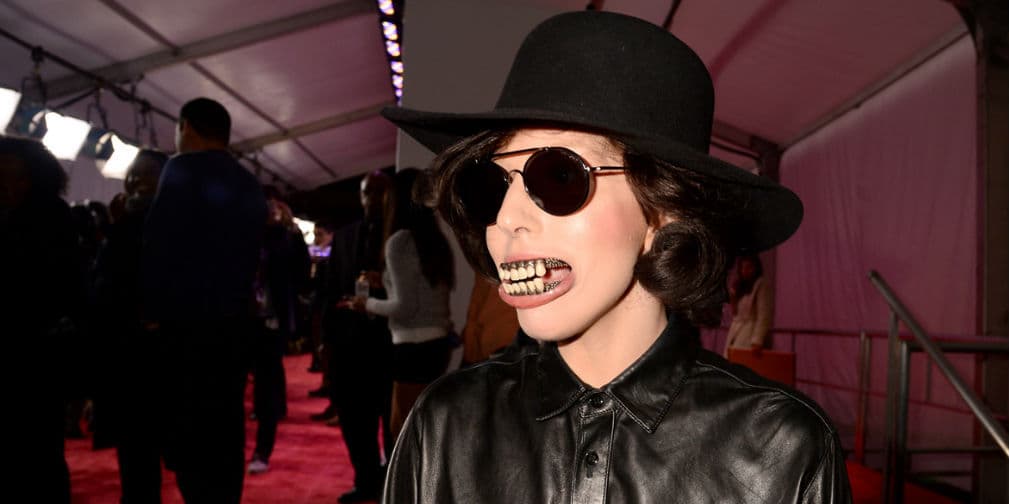 7. Lady Gaga: Stefani Joanne Angelina Germanotta dice haber sufrido bullying por su apariencia... ¿entonces por qué insiste en verse rarita?