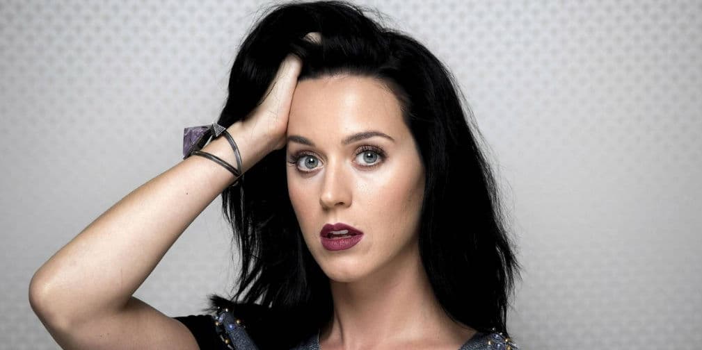 1. Katy Perry: La cantante besó a una chica y le gustó, pero no le interesa desnudarse en una revista.