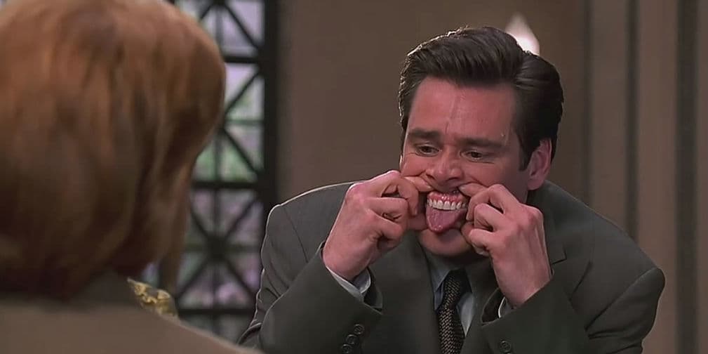 Liar Liar (1997): Fletcher Reede está obsesionado con su carrera como abogado, hasta que se ve imposibilitado para decir mentiras.