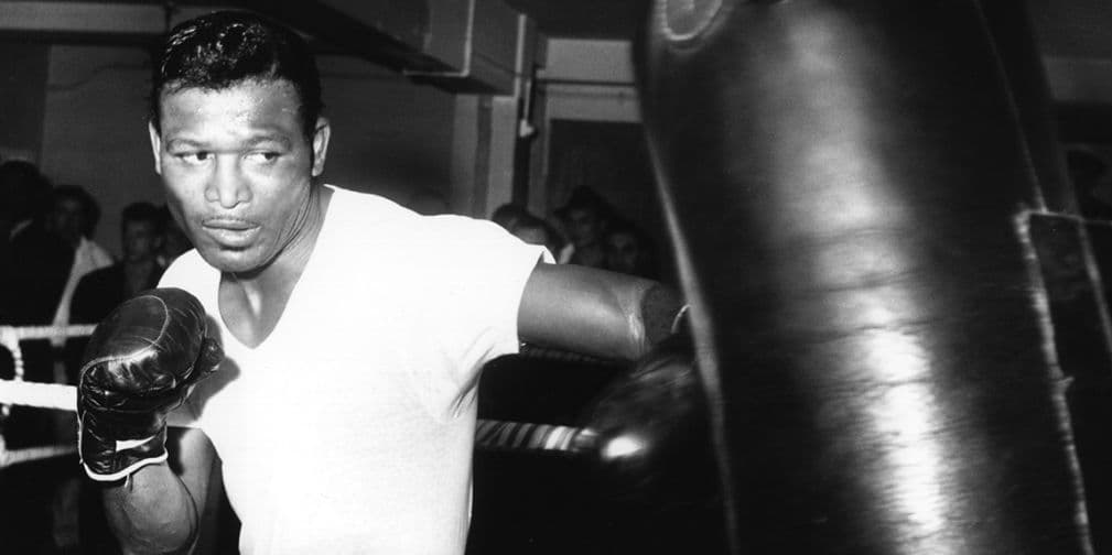 1. Sugar Ray Robinson: Considerado el mejor boxeador. Tiene un récord de 128 victorias y una sola derrota.