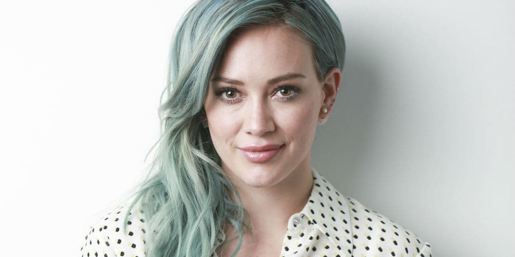 12. Hilary Duff: Aterrada viendo las noticias. ¿A dónde se ha ido el amor en el mundo? Es tan triste todo...