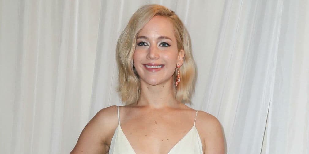 8. Jennifer Lawrence: La actriz reprobó que se hubieran filtrado imágenes muy sensuales suyas en la web.