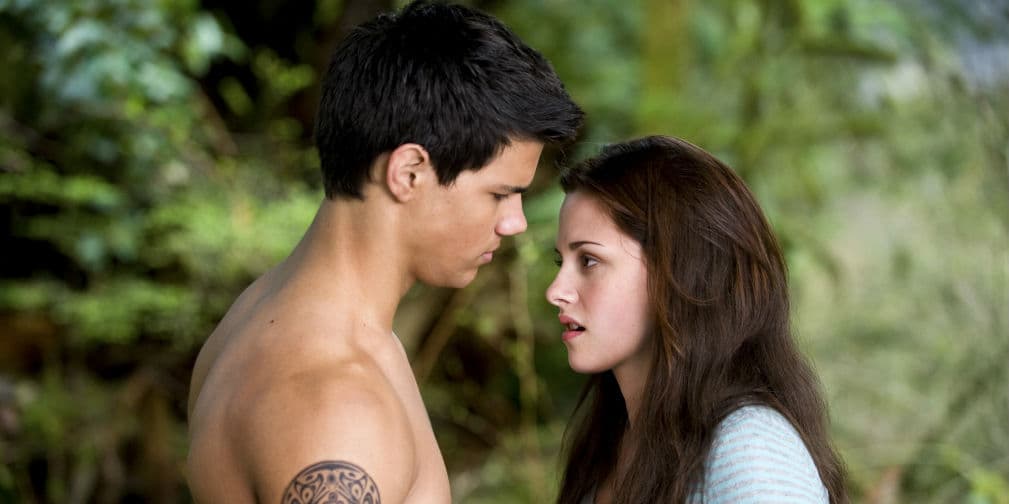 Alcanzó la fama por su papel de Jacob Black en el largometraje Crepúsculo de 2008.