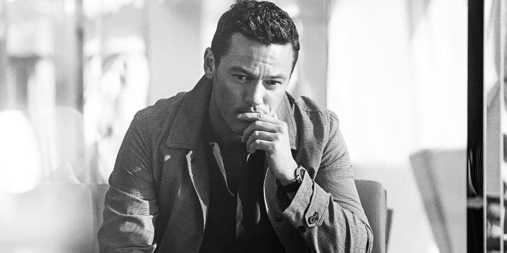 En 2004 declaró que su carrera como actor no había sufrido por su abierta homosexualidad.