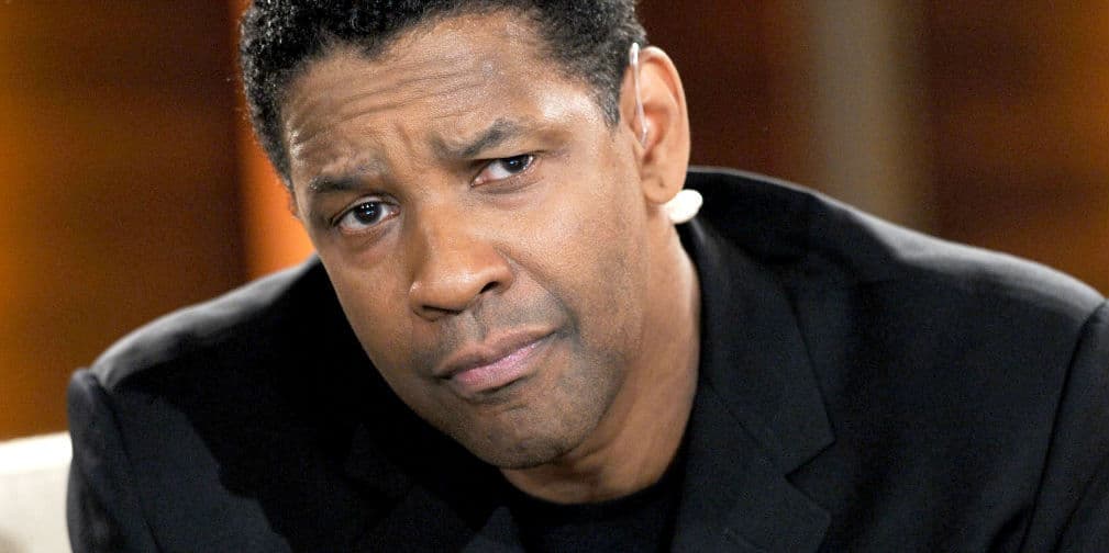 9. Denzel Washington: Es un devoto cristiano, hijo de un pastor pentecostal originario de Mount Vernon, Nueva York.