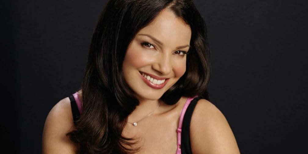 7. Fran Drescher: En el 2000 la actriz supo que padecía de cáncer uterino. Escribió un libro sobre su experiencia.