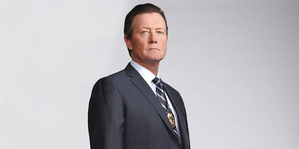 10. Robert Patrick: El modelo T-1000 de Terminator 2, Juicio Final formó parte del episodio Demons.