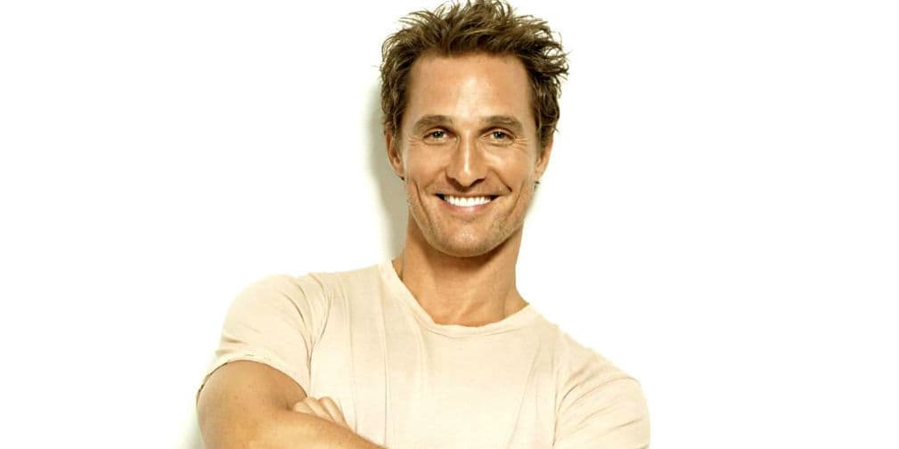 3. Matthew McConaughey: Es enemigo de los desodorantes y eso es un poco más difícil de aguantar.
