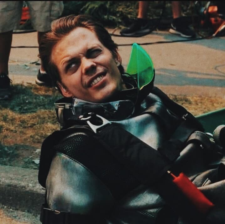 El buen Bill Gunther también fue Zeitgeist en Deadpool 2. Un "héroe" de la X-Force con el particular poder de... vomitar.