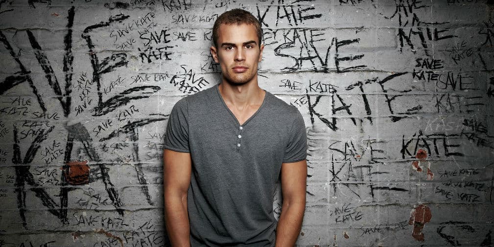 9. THEO JAMES: Este guapísimo es el encargado de interpretar al vampiro David en Underworld: El Despertar.