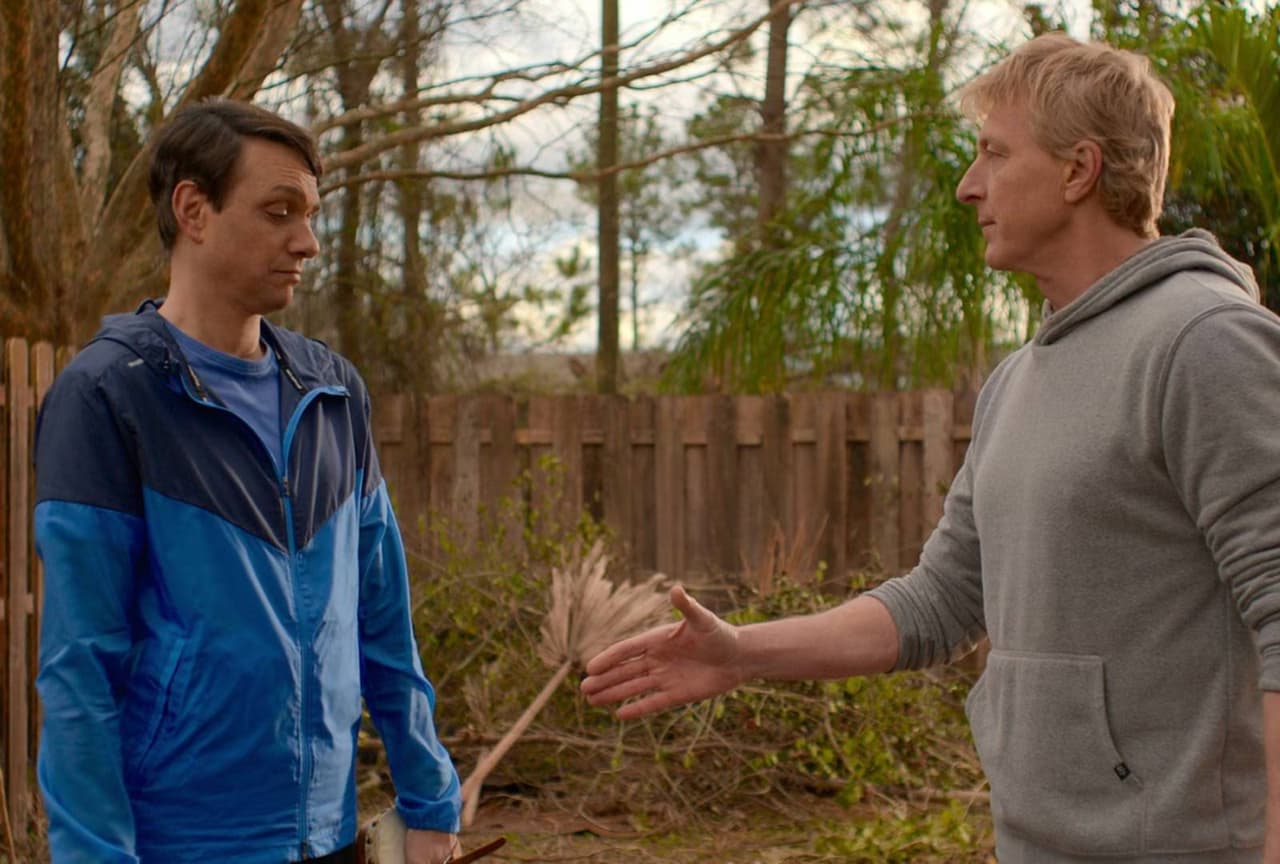 ¿Daniel LaRusso y Jhonny Lawrence son amigos? Esto pasó en el segundo capítulo de la cuarta temporada de ‘Cobra Kai’