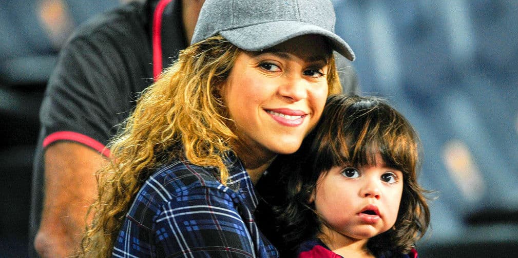 8. Shakira: La colombiana más famosa del mundo también es mamá de Milan y Sasha, a quienes procreó con el futbolista Gerard Piqué.