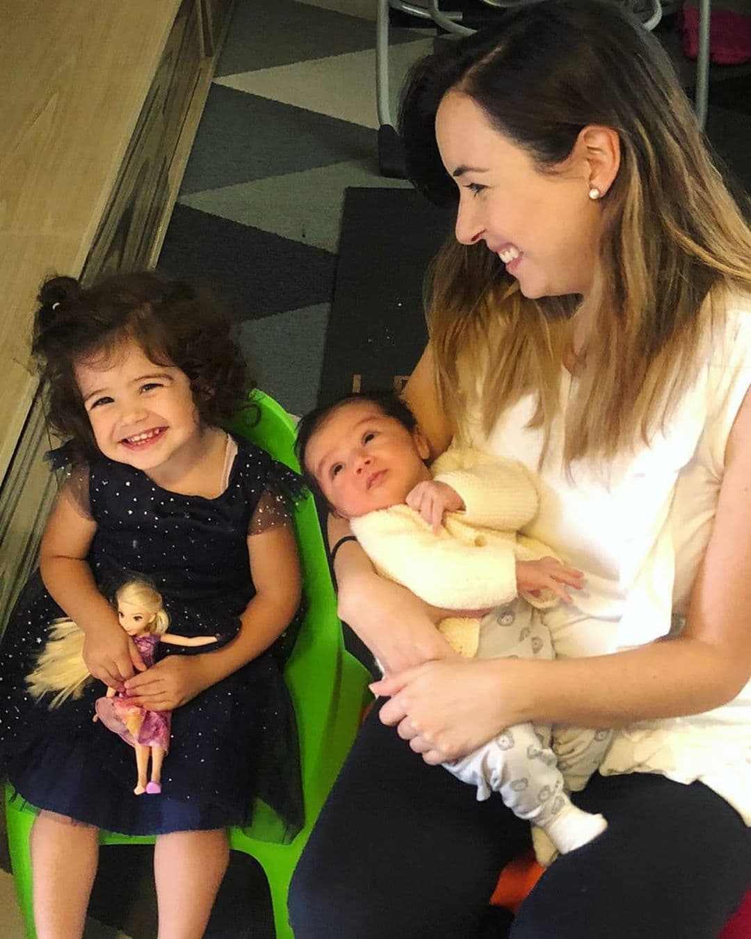 Fátima y su esposo Héctor Salazar fueron padres por primera ocasión el 19 de octubre del 2017, Isabella es el nombre de su princesa y ahora ella es la hermana mayor de Diego.