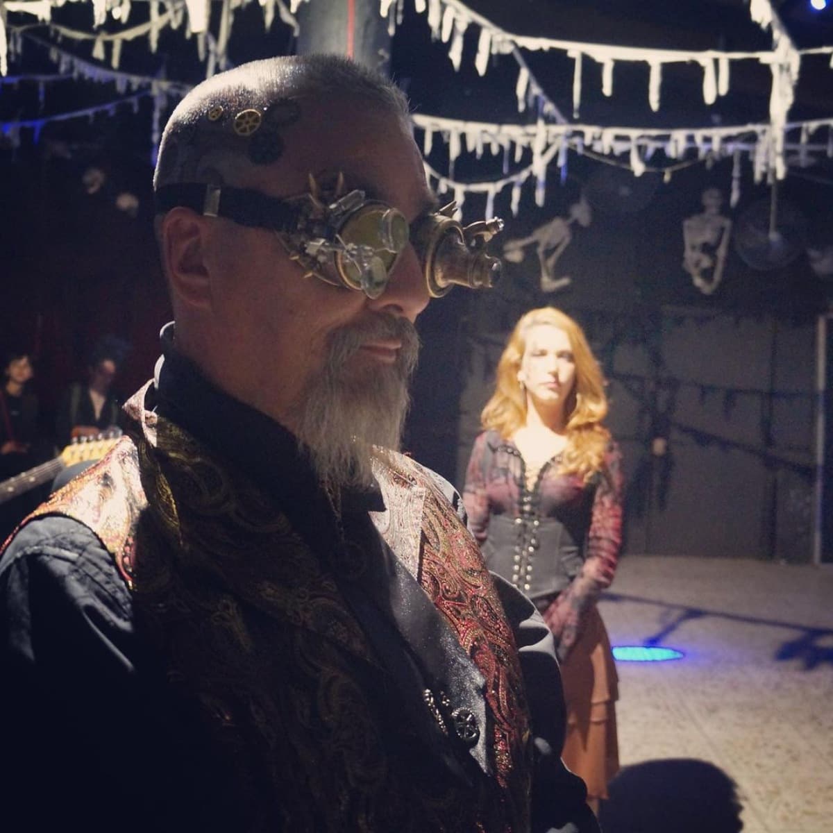 Combo Movox estrena el video de su canción 'Desde Hoy Digo Adiós'