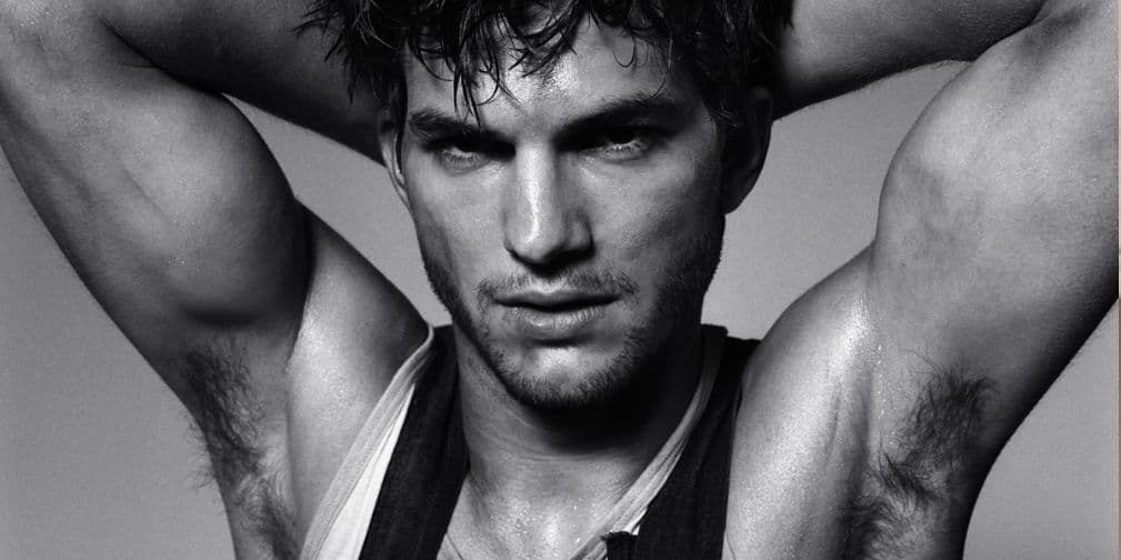 14. Ashton Kutcher: Nació en Iowa, Estados Unidos, el 7 de febrero de 1978 y es un actor, productor y ex modelo estadounidense.