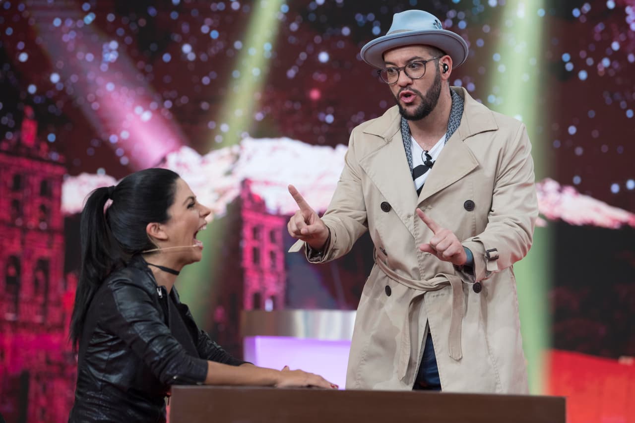 Aquí tenemos a la invitada en 'El Interrogatorio'...