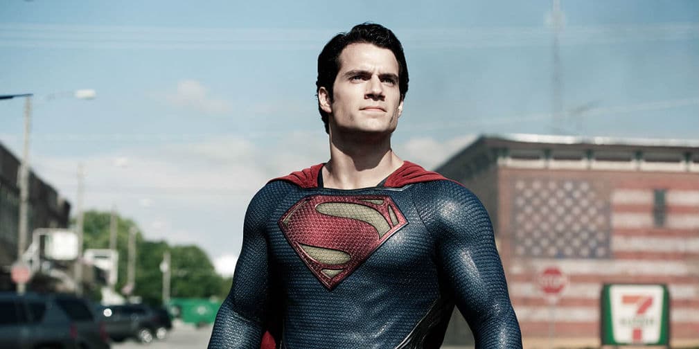 Man of Steel (2013): Desde Krypton, el joven Clark Kent (Henry Cavill) se convierte en Superman.