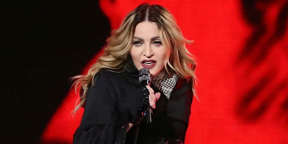 9. Madonna: La Reina del Pop tiene vetada la entrada a Rusia por ser defensora de la comunidad gay.