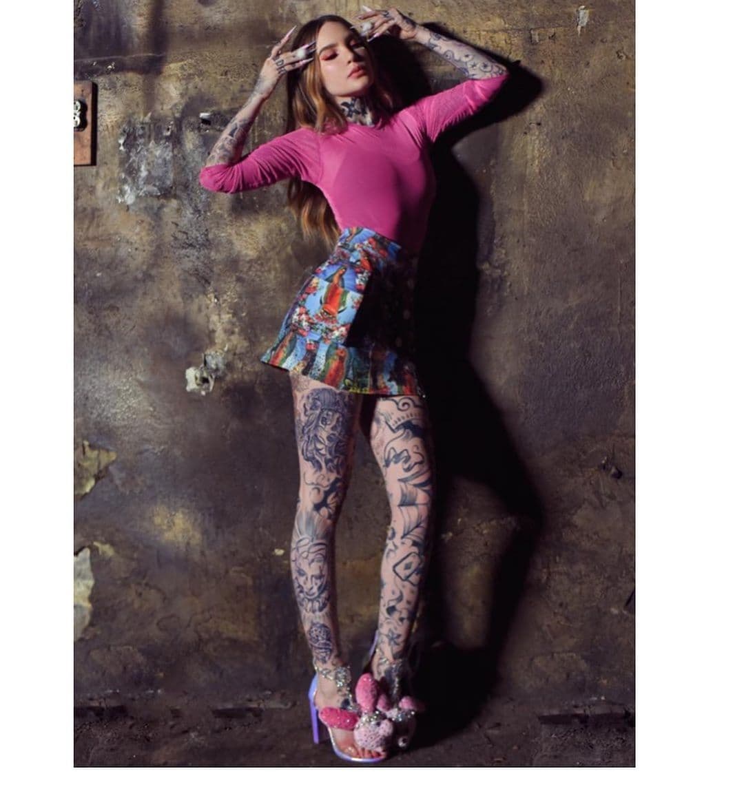 Aquí tenemos una fusión entre la Belipop y la Belinda Chola. ¿Cuál de todos sus looks te gusta más?