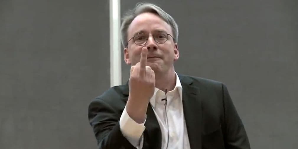 El software es como el sexo. Es mejor cuando es gratuito. Linus Torvalds