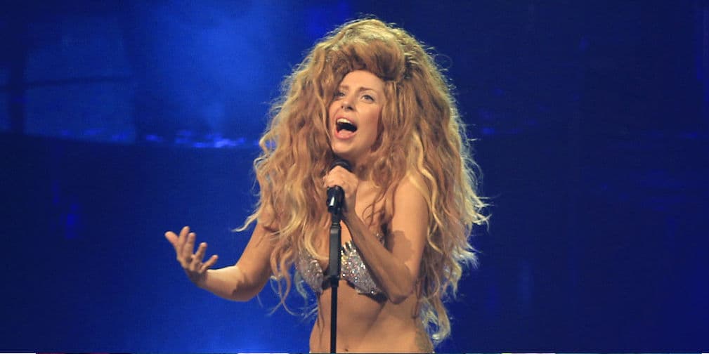 13. Lady Gaga: A través de redes sociales, se divulgó que la cantante había sido encontrada muerta en una habitación de hotel.