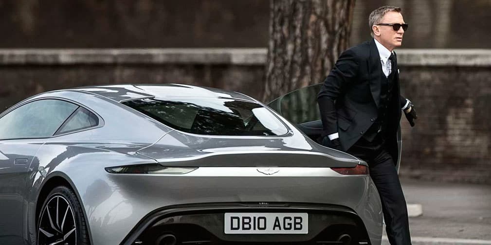 James Bond regresará en forma de libro