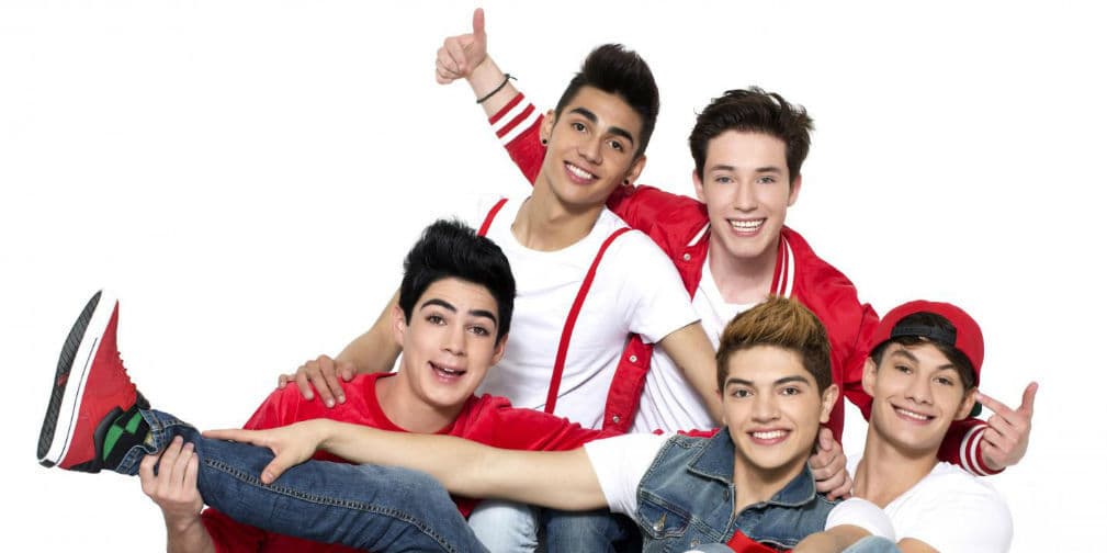 Han ganado cuatro galardones, incluido el premio Up and Coming, en los MTV Millennial Awards.