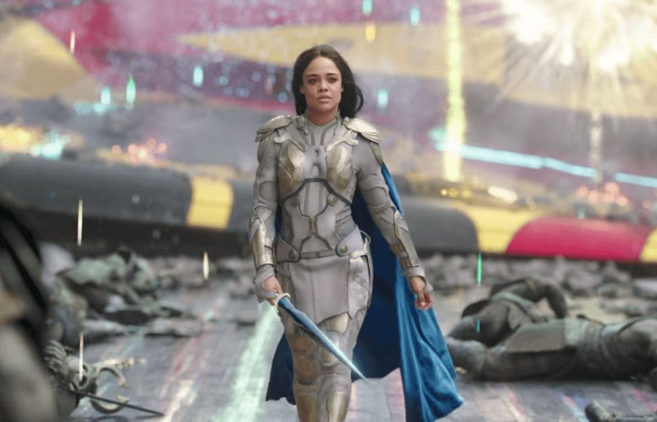 Tessa Thompson es Valkyrie, la guerrera Asgardiana que apoyó a Thor contra su hermana Hela