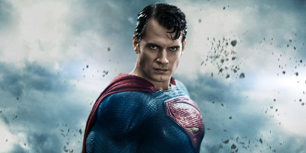 1. Henry Cavill: Quizás no sea tan icónico como Christopher Reeve, pero sin duda lo supera en galanura.