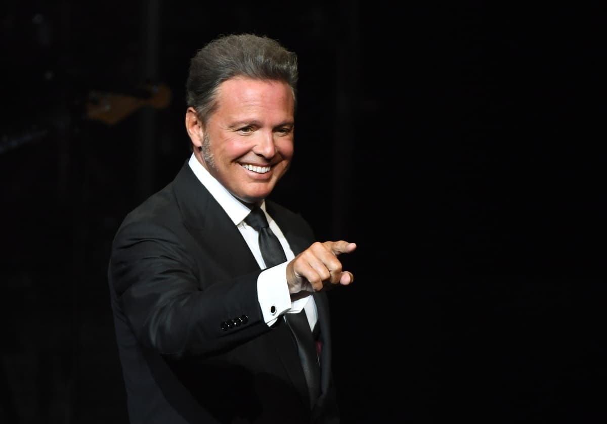 Luis Miguel: Así vive Sergio Basteri, hermano menor del cantante