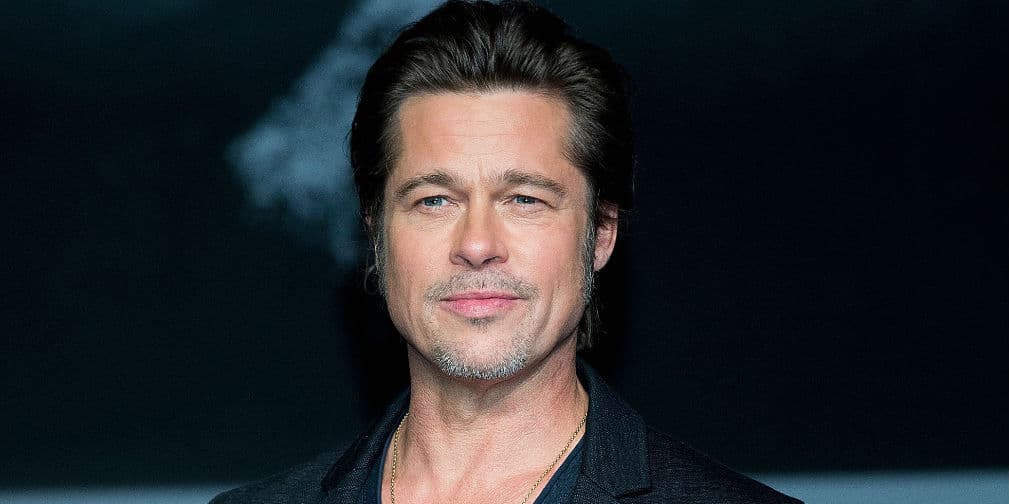 6. Brad Pitt: Fue pillado in fraganti desmintiendo su relación con Angelina Jolie, al final se casaron.