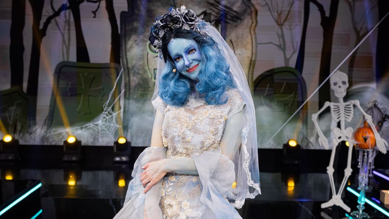 Gaby Platas en el especial de Halloween de Me Caigo de Risa 11