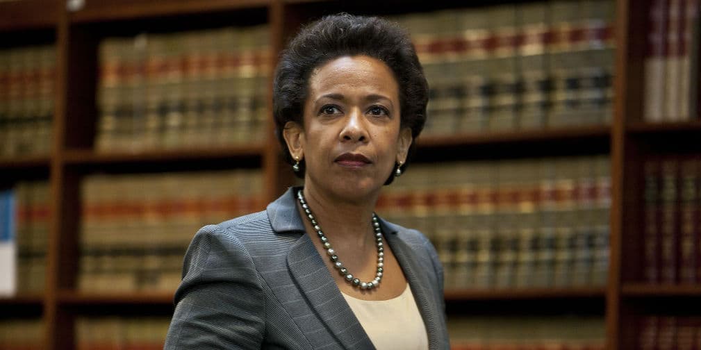 2. Loretta Lynch: La fiscal de Estados Unidos investiga el mayor caso de corrupción jamás registrado en la FIFA.
