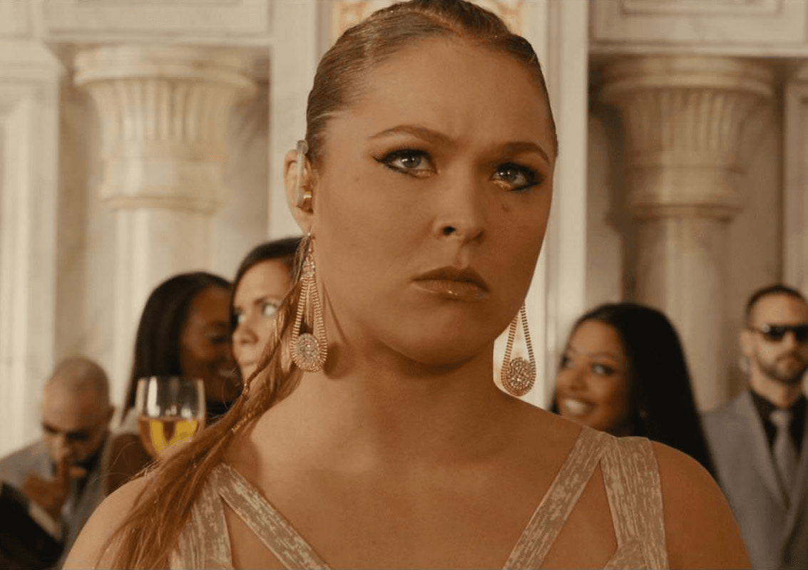 Kara es la líder de un equipo de guardaespaldas totalmente femenino que protege a un príncipe multimillonario jordano. Durante una fiesta en Abu Dhabi, ella lucha contra Letty. Este personaje es interpretado por la luchadora profesional Ronda Rousey.