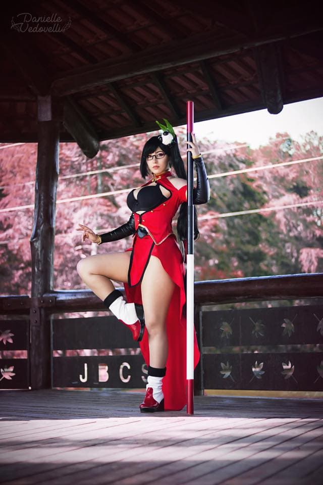 La bella Danielle Vedovelli, una sensual amazona del Amazonas.