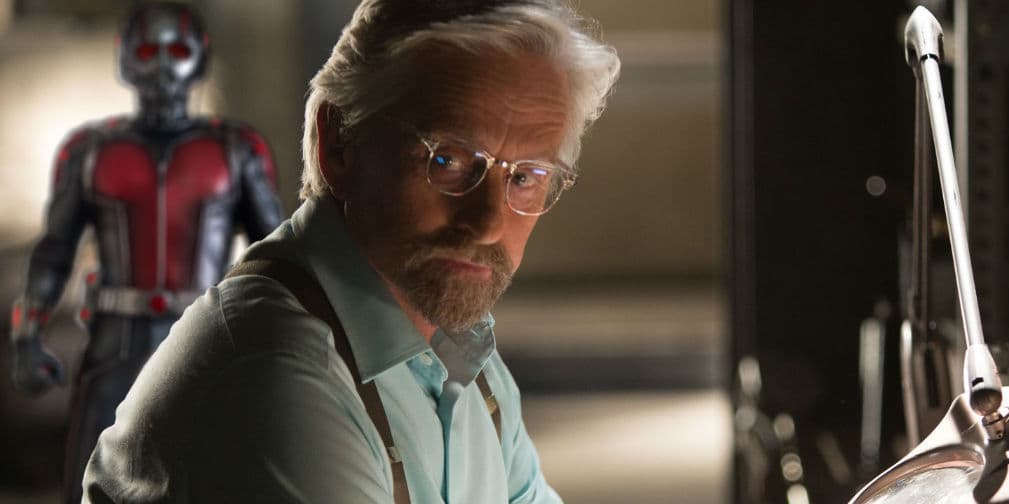1. Michael Douglas: Ganó el Oscar en 1986 por Wall Street, y este 2015 lo vimos como mentor en AntMan.