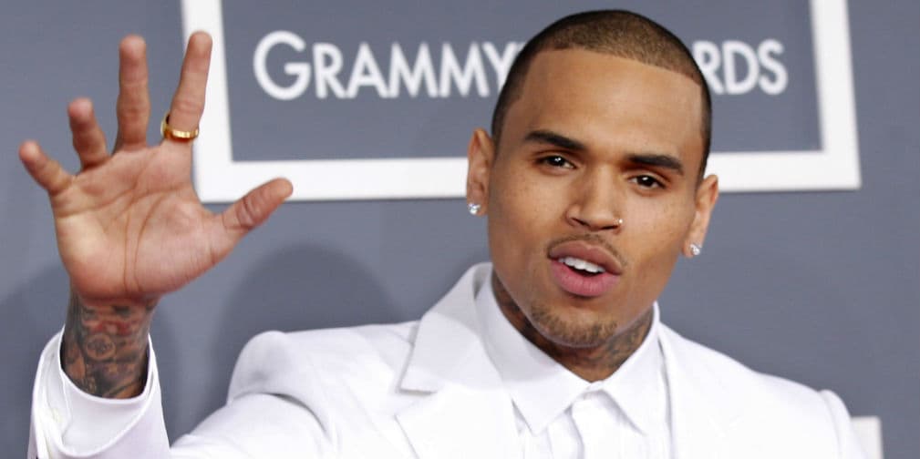 8. Chris Brown: En 2009, el rapero fue arrestado por propinar una golpiza a la cantante Rihanna.