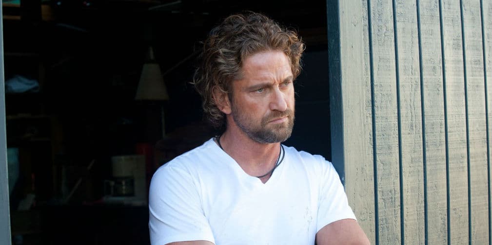 1. Gerard Butler: El actor casi pierde la vida cuando lo golpeó una ola surfeando en la cinta Chasing Mavericks.