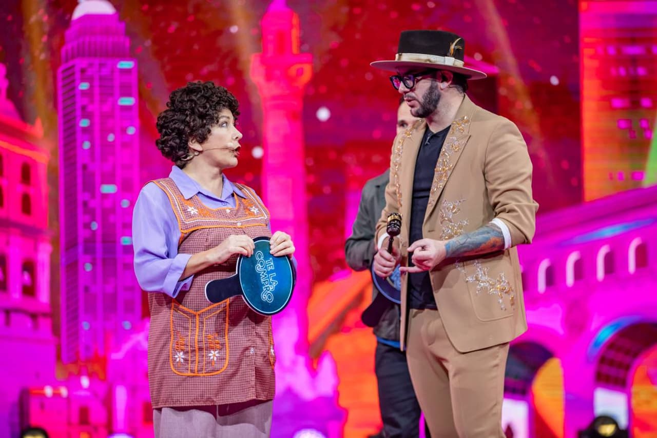 ¡Doña Lucha está de regreso hoy en Me Caigo de Risa temporada 8!