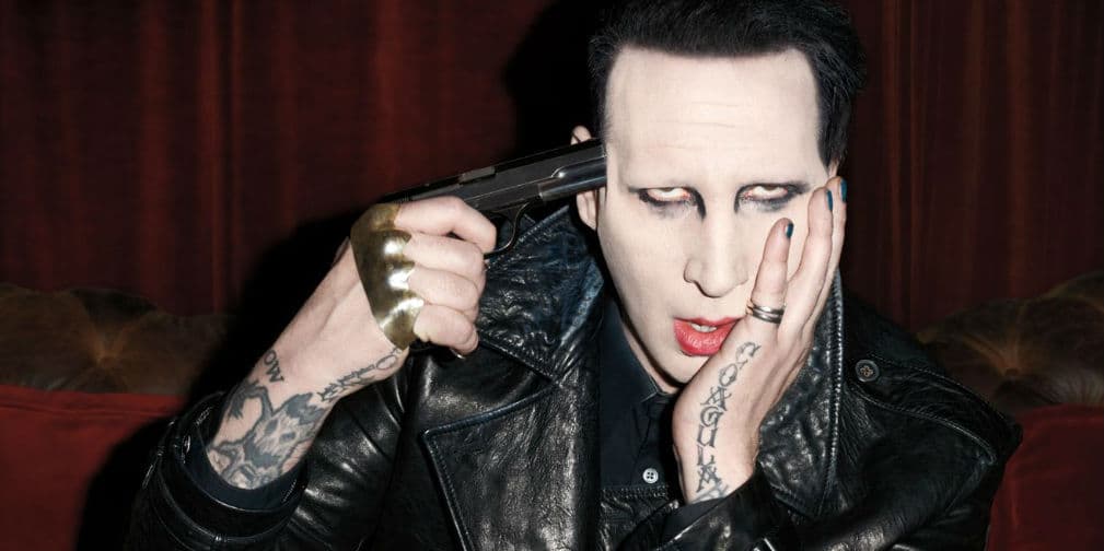 7. Marilyn Manson: En cada concierto se encarga de mostrar qué tan certero fue su contrato por fama y dinero.