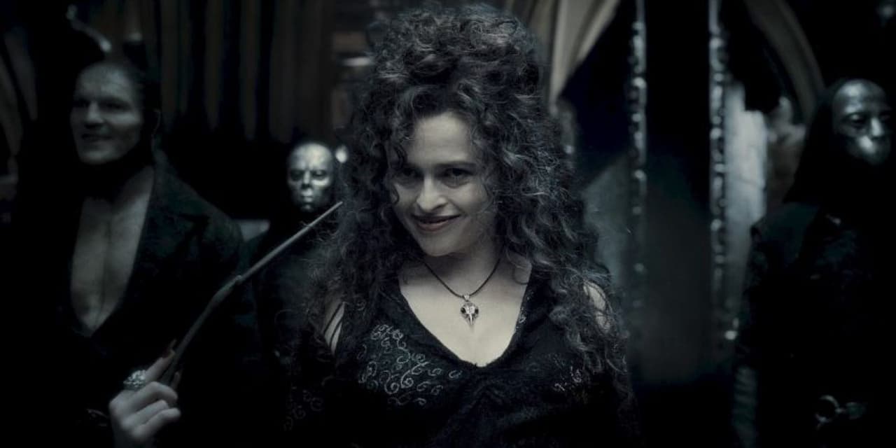 De hecho fue habitual en varias cintas de Burton como Sweeney Todd, Charlie y la Fábrica de Chocolate o Alicia en el País de las Maravillas.