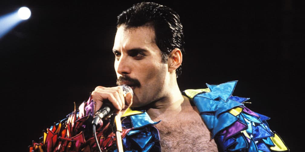 1. Freddie Mercury: El vocalista de Queen anunció en noviembre de 1991 que tenía Sida y murió a los 45 años.