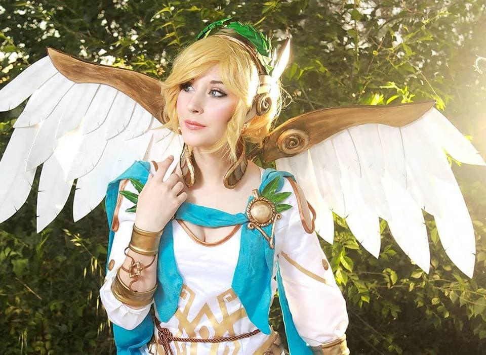 Illisia Windrunner, cosplayer española, ha entregado grandes atuendos. Su especialidad, se nota, son los juegos de Blizzard. Y luce hermosa, sin duda.