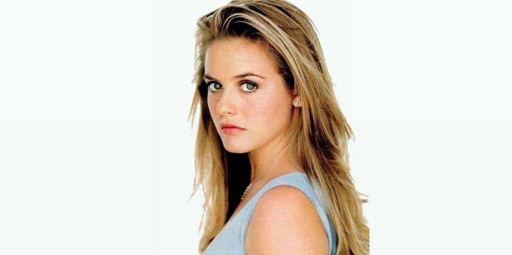 9. Alicia Silverstone: Creo que Clueless era muy profunda. Creo que era profunda en el sentido que era muy ligera. Creo que la superficialidad tiene que venir de un lugar muy profundo, si es que es realmente superficial.
