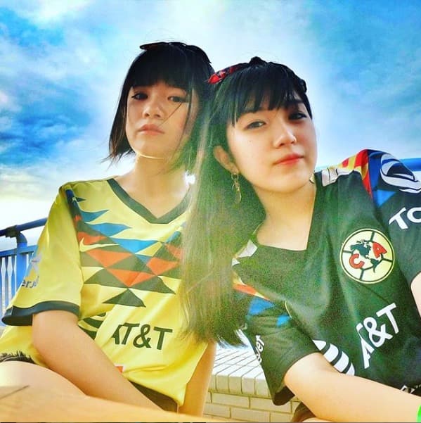 Ellas son Hiyo y Miyu, integrantes del dueto japonés Reverbee.
