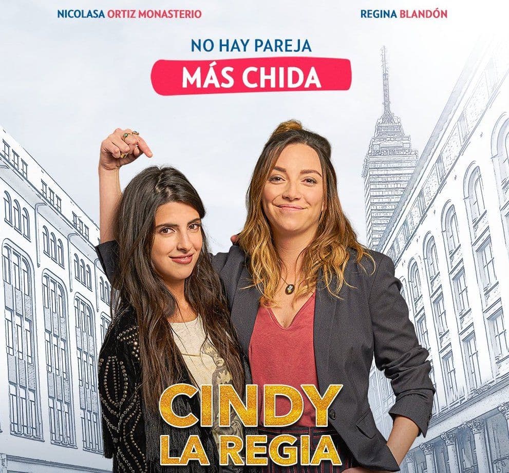 Regina se quejó de que cuando la película fue transmitida en televisión, se censuró un beso que le daba su personaje a su novia.